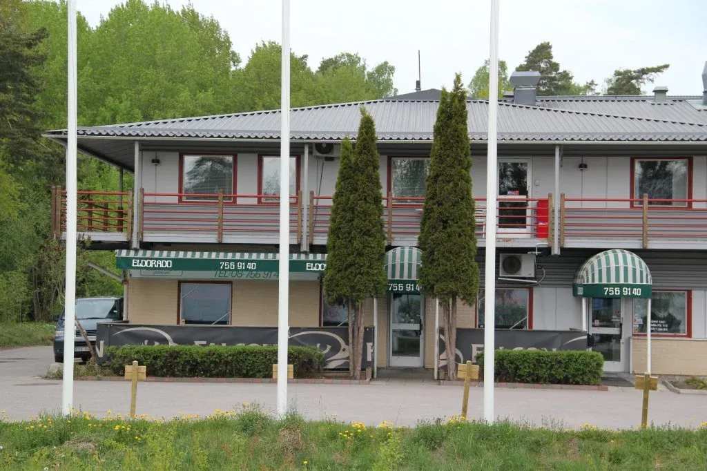 Solliden 8 – kommersiell fastighet i Täby